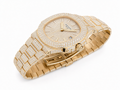 (BAY / BAYAN) ROSE GOLD PATEK PHILIPPE NAUTILUS 5711/1R DIAMOND WATCH 38 mm + KUTU